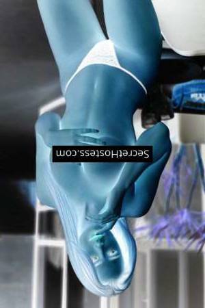 21 year old Caucasian Escort in Rome Lily, Incall