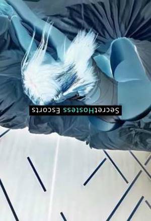 23 year old Romanian Escort in Hamburg Unwind Your Desires With Me