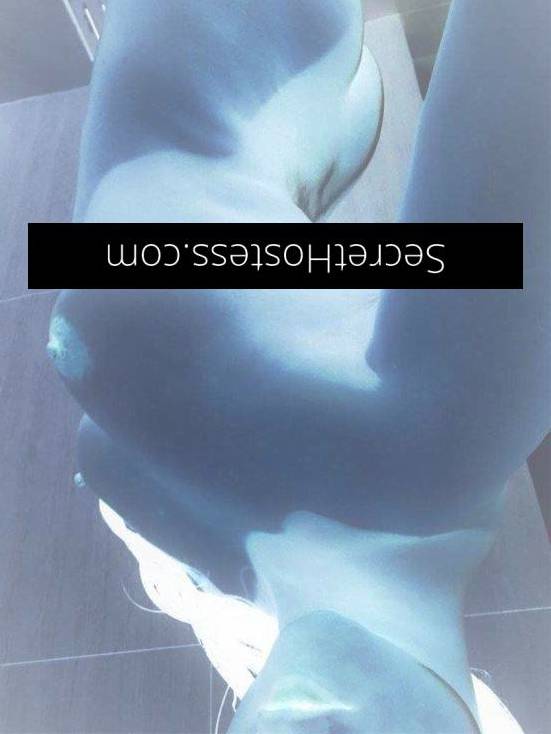 23Yrs Old Escort Size 6 45KG 160CM Tall Cairns Image - 2