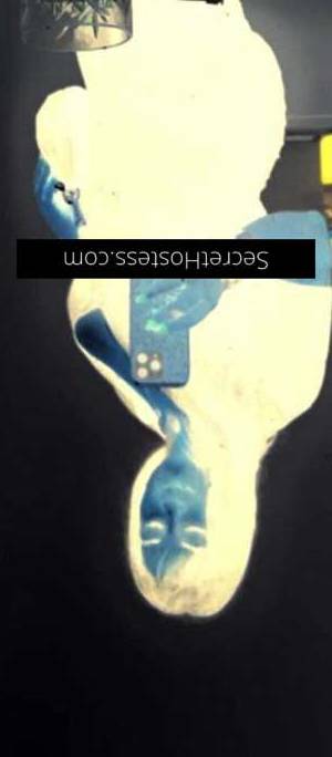 40 year old Escort in Brisbane Elevate Your Mood with Tantric Bliss In-Depth Body Rub for 