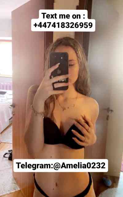 Available escort ready for fun tonight and accept cash in Bicester