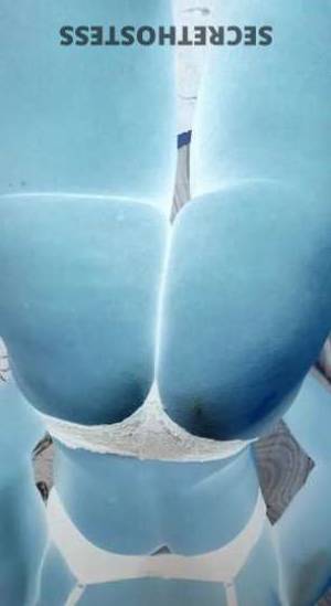 28 year old Latino Escort in Springfield MA Latina Outca