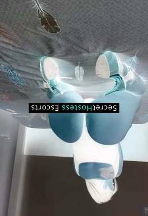 37 year old Escort in Copenhagen Experience the Seductive Pleasures ofMature Curvy Milf 