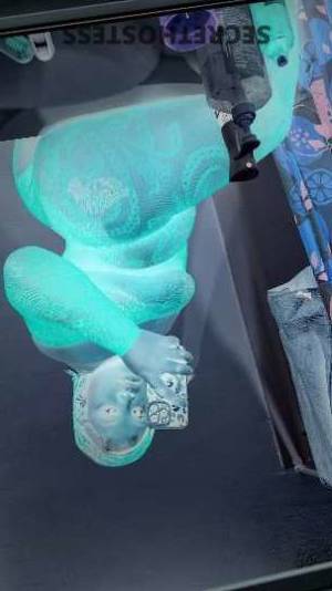 21 year old Escort in Bakersfield CA Experience Succulent Satisfaction with BBW Diva