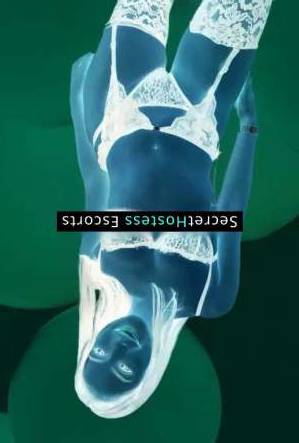 20 year old Escort in Genoa Enchanting Evening on the Town Unleash Your Wildest Dreams 