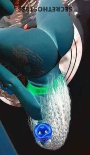 23 year old Escort in Palm Springs CA New Favorite Real Throatgoat