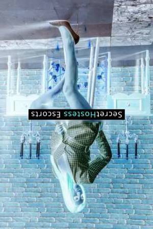 35 year old Argentinian Escort in Marbella Luna - Your Enigmatic Muse, Captivating and Playful