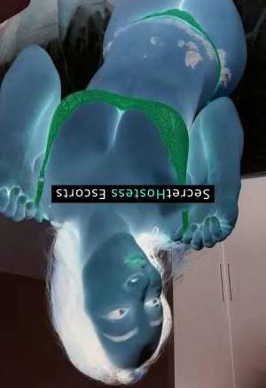 35 year old Colombian Escort in Malaga Unwind and Indulge A Trained Therapist for Your Pleasure