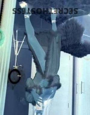 21 year old Asian Escort in Canberra Reid cutie party lover seeks fun