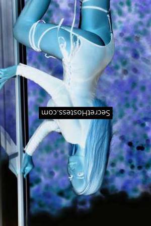 21 year old Caucasian Escort in Riyadh Escort Steffani, Luxury Companion