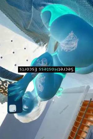 24 year old Escort in Miami FL Elevating Your Every Desire Indulge in a World of Delicious 