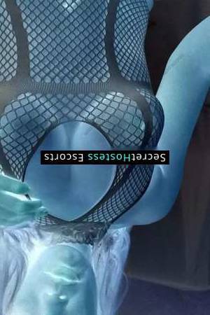 20 year old Escort in Nashville TN The Scarlett Siren