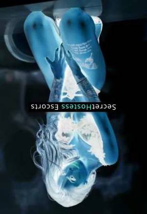 28 year old Brazilian Escort in Napoli Unforgettable Couples Experience with Laura