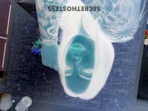 26 year old Escort in Lowell MA Playful Escort - Lindsey