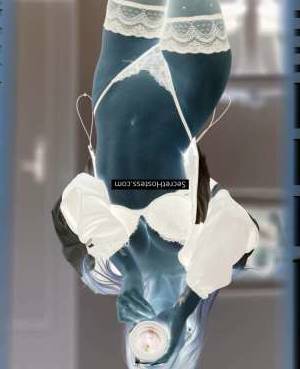 26Yrs Old Escort Size 16 80KG 165CM Tall Birmingham Image - 3