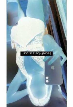 32 year old English Escort in Birmingham Sophia