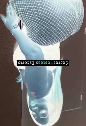 29 year old Colombian Escort in Fuengirola Amorously Yours