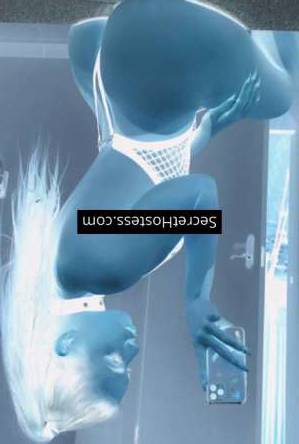 28 year old Caucasian Escort in Salalah Lexy, Independent