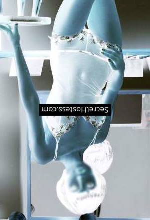 25 year old Escort in Pretoria Linn Parker
