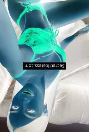 22 year old Latin Escort in Tirana Santana Escort