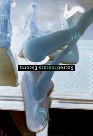 25 year old Escort in Stuttgart Unleash Your Desires with a Playful Vixen - VIP Treatment 