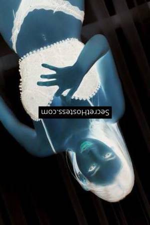 22 year old Asian Escort in Bangkok Vivian, Agency