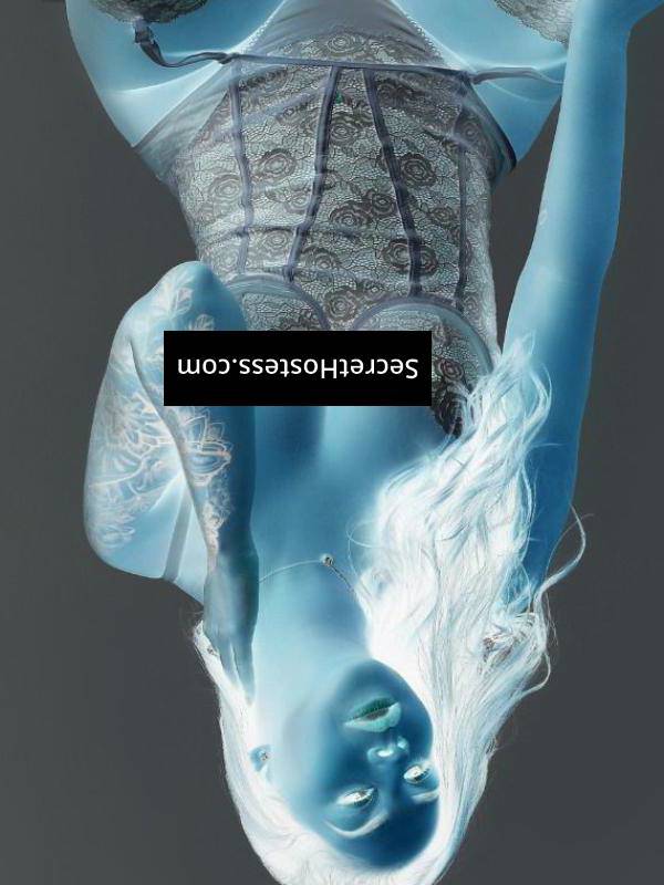 Selena 20Yrs Old Escort Size 8 165CM Tall London Image - 0
