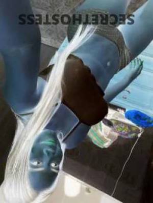 30 year old Indian Escort in Brisbane Dominant Indian Babe