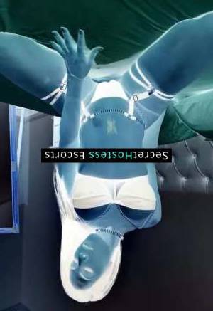 25 year old Venezuelan Escort in Pristina Enticing Latina Escort Beauty, Brains, and Sensual Delights