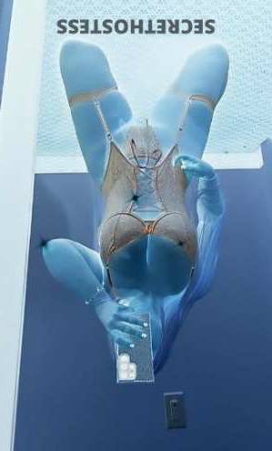 24 year old Latino Escort in Raleigh-Durham NC New girl in town, Mia, hot Latina, tight waist, big booty