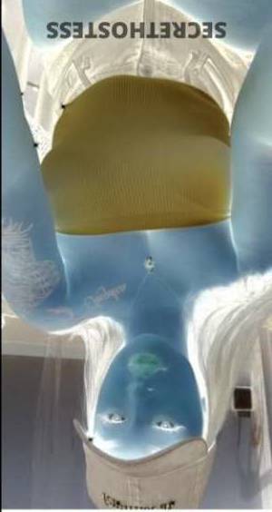 25 year old Polynesian Escort in San Luis Obispo CA Juicy Polynesian Queen