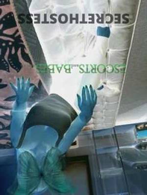 22 year old Escort in Gladstone Anal Queen