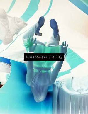 40 year old Australian Escort in Perth Sexy 40-year-old MILF babe