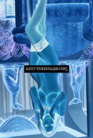 27 year old Caucasian Escort in Paris Karina