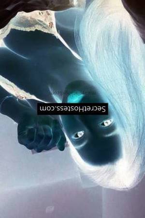 25 year old Asian Escort in Klang Lama Mandy, Agency