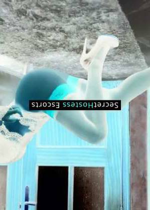 30 year old Argentinian Escort in Boulogne-billancourt Sabrina Different, Delightful, and Discerning Companion