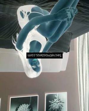 Siti 23Yrs Old Escort 49KG 164CM Tall Kuala Lumpur Image - 5