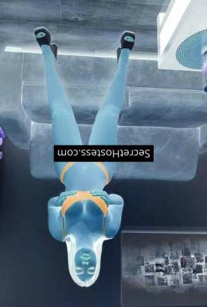 23 year old Latin Escort in Toulon Sofia Independent