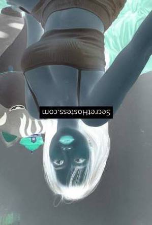 20 year old Asian Escort in Jeddah Tina, Independent