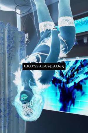 24 year old Caucasian Escort in Dubai Yasmina - Independent