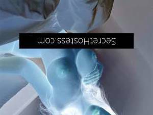 20 year old Escort in Spring Hill Brisbane Erotic Desires Fulfilled by Zia The Ultimate GFE with Mind-