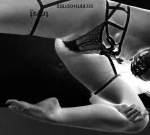 Lexi - Petite Beauty in Aspen CO