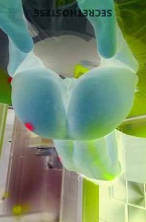 25 year old Dominican Escort in Rochester NY Exploring Funtown