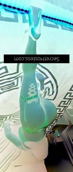 30 year old Australian Escort in Penrith Sydney Invite to Indulge Seductive Arabian Beauty for Playful 