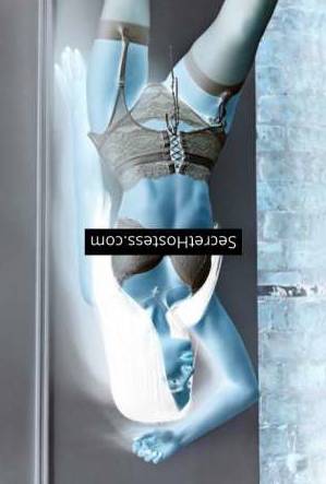 22 year old Caucasian Escort in Munich Bogdana, Agency