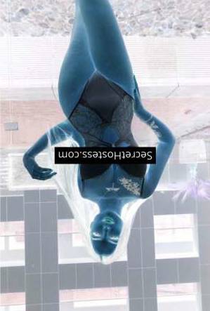18 year old Caucasian Escort in Dubai Diana