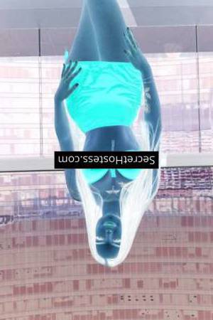 18 year old Caucasian Escort in Dubai Diana
