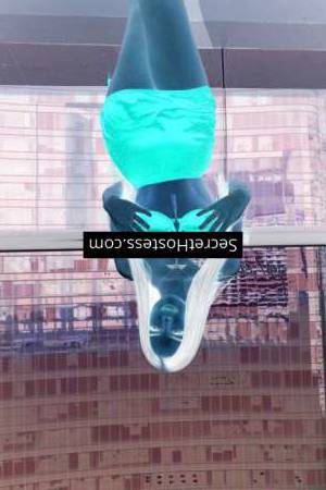 19 year old Caucasian Escort in Dubai Diana