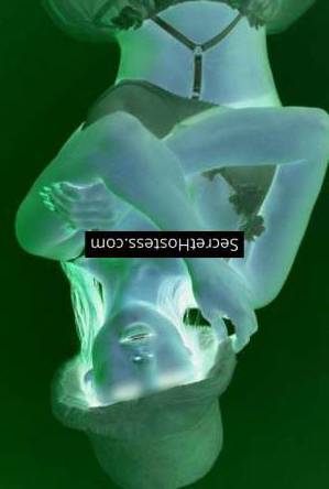 24 year old Hispanic Escort in Frankfurt Lemon Escorts