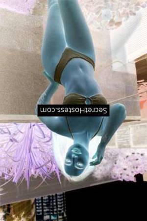 20 year old Caucasian Escort in Dubai Merry
